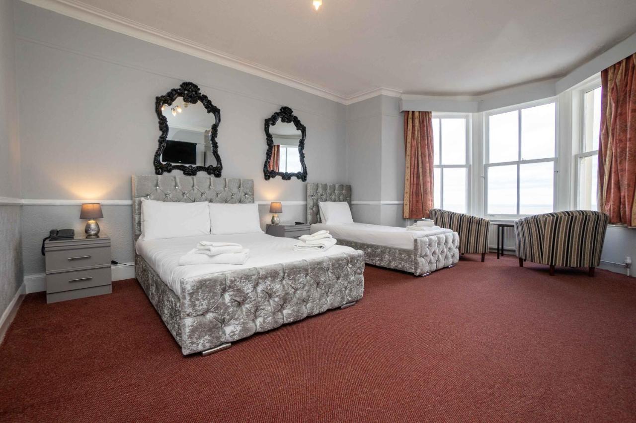Delmont Hotel Скарборо Екстер'єр фото