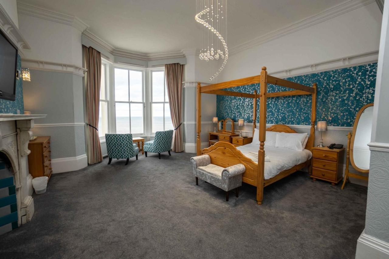 Delmont Hotel Скарборо Екстер'єр фото